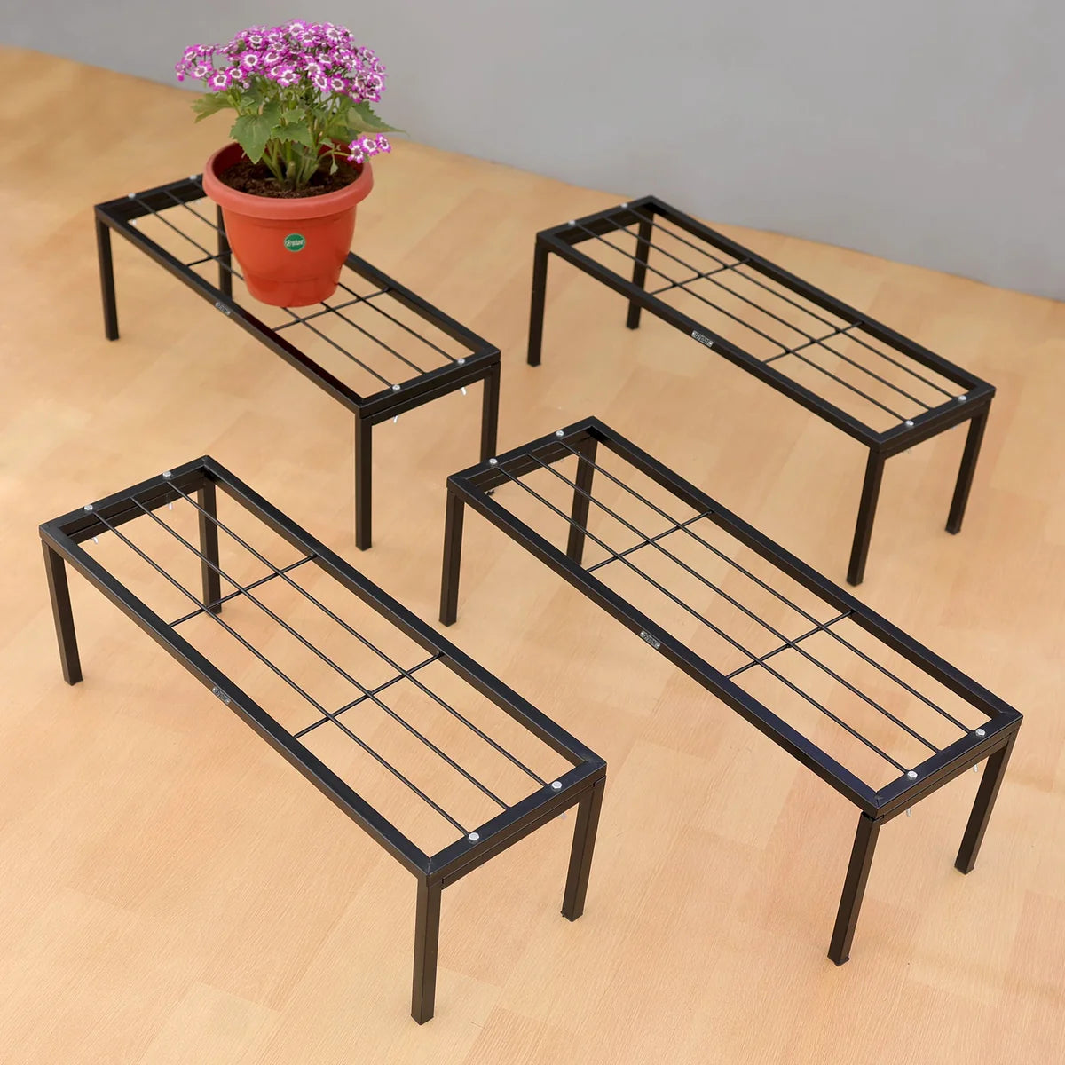 Urban Plant Apollo Metal Plant Stand for Garden